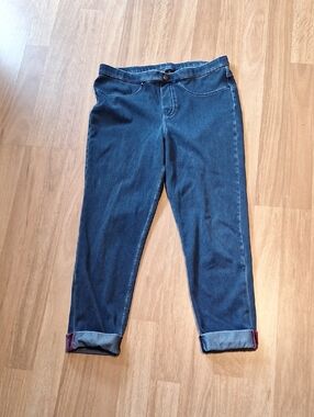 HUE Dark Blue Cropped Ankle Jeans